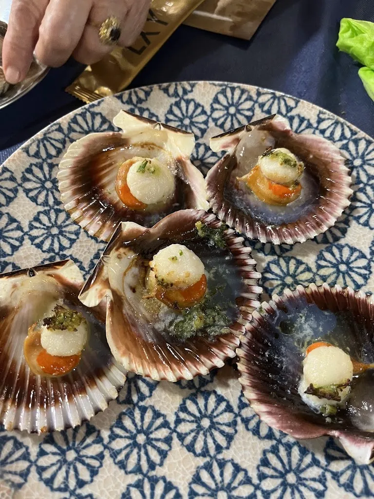 Carla Romanos Jurado_Tasca Gallega Il·legal_Cogul El_review