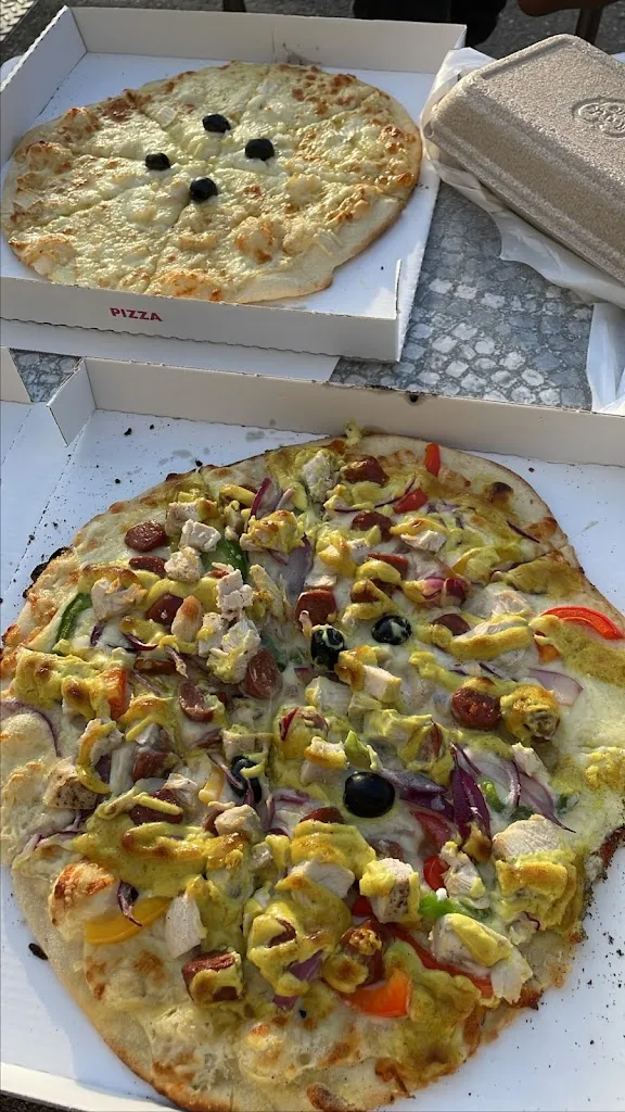 Pizzeria des compères restaurant in Canejan