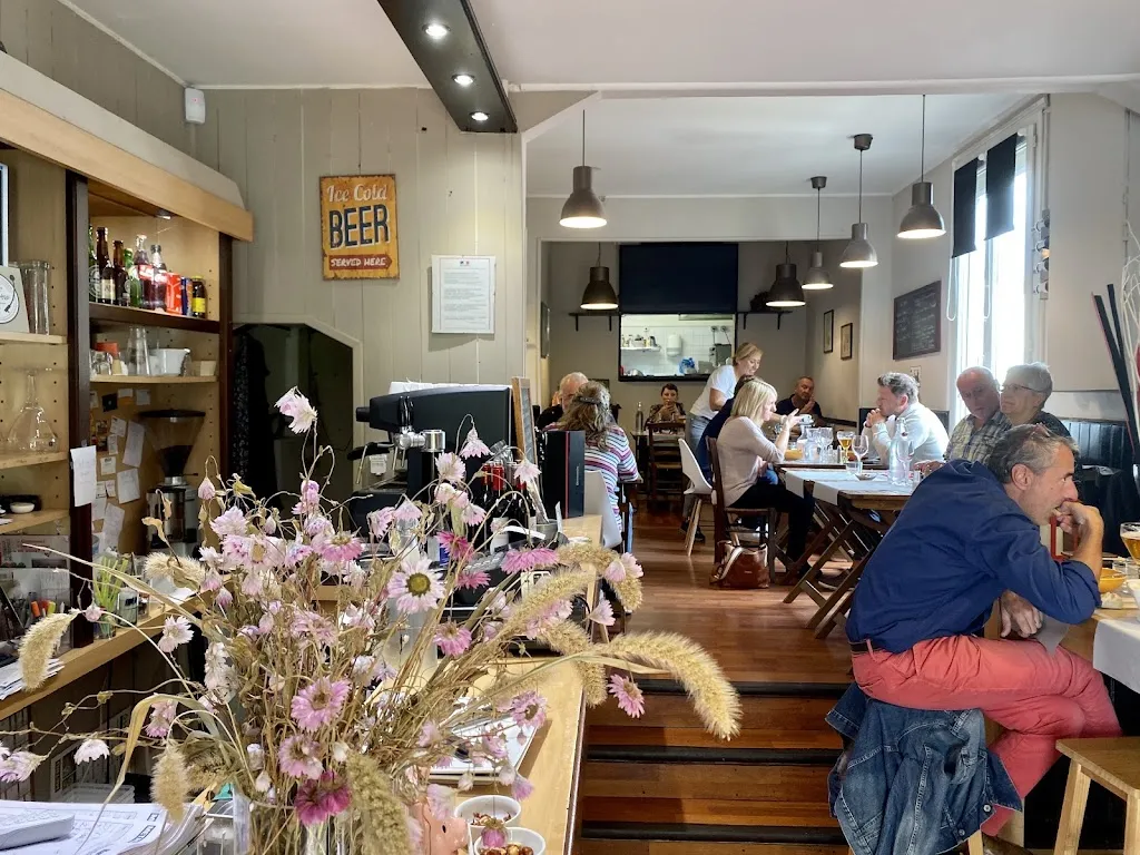 Le Comptoir de Cayac restaurant in Canejan