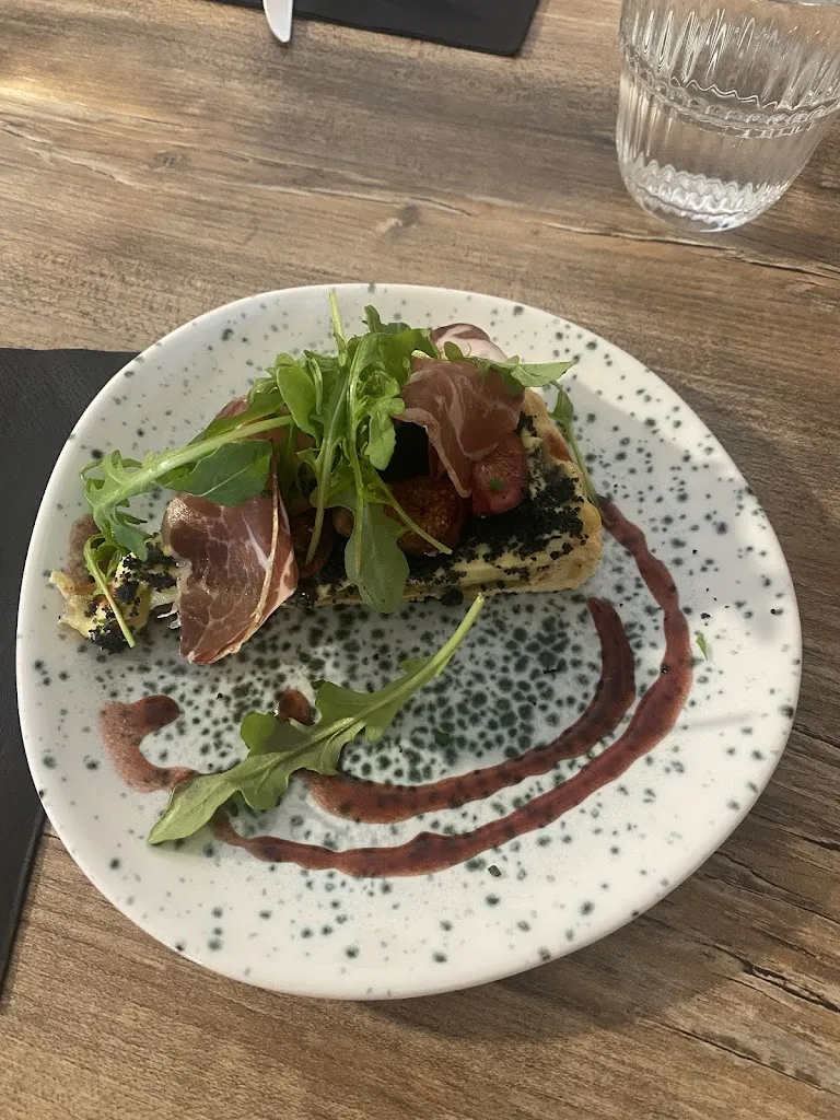 Valéry GIOVANNETTI_Toques & Tanins_Canejan_review