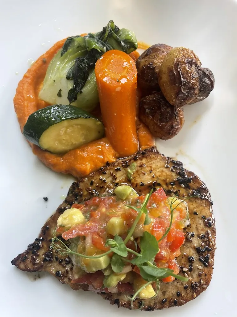 Юлія Прокопук_The Serpolet_Canejan_review