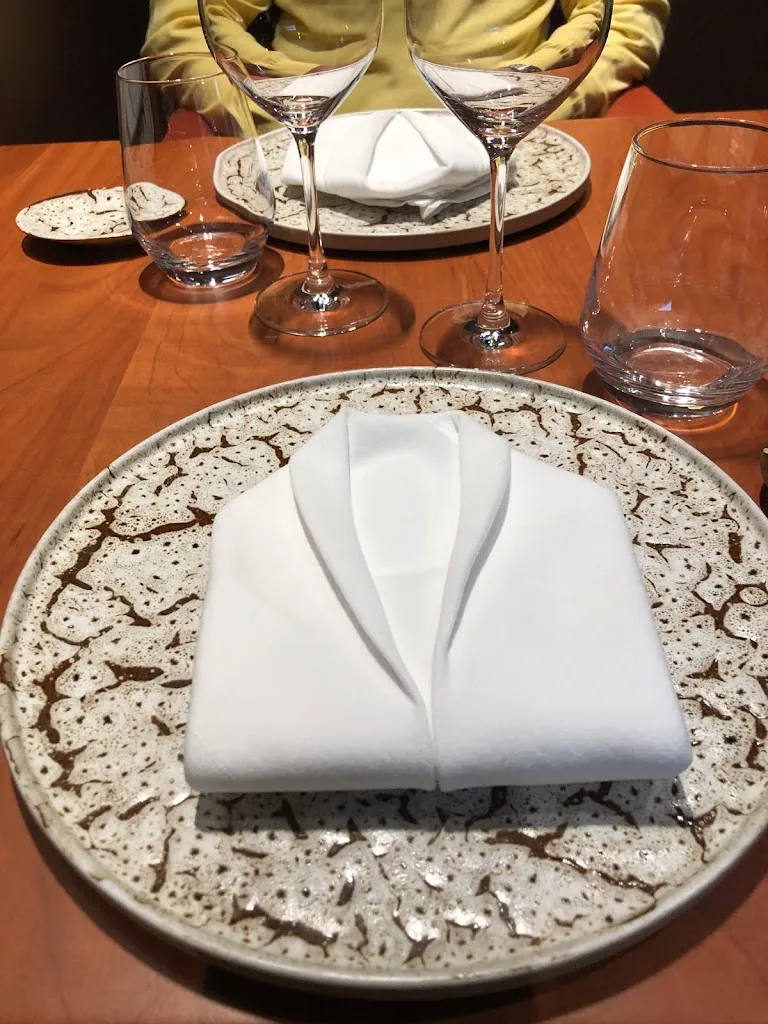 Simon Yiu Man Chu_Le Cohé_Canejan_review