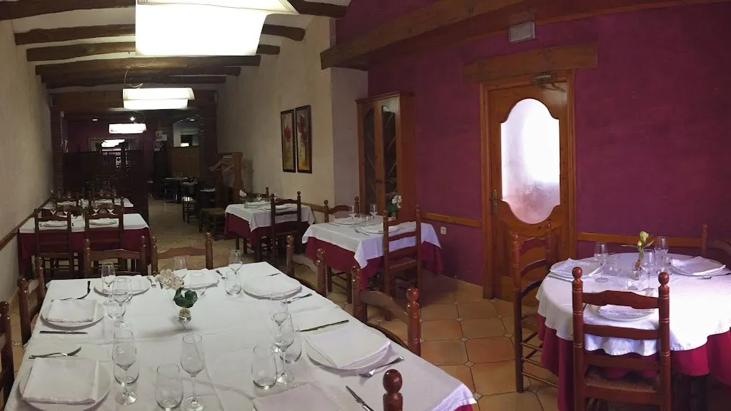 Restaurant Hostal Roma restaurant in Cubells