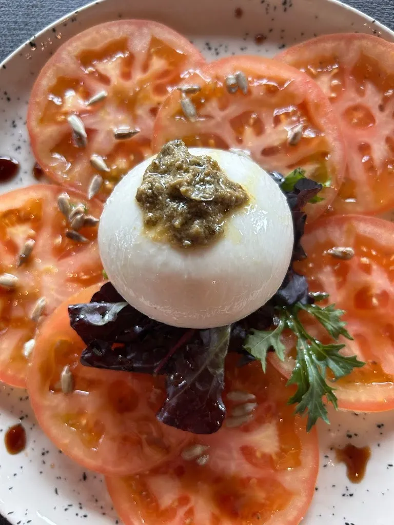 Restaurant Llobarca_Estamariu_slider_image_3