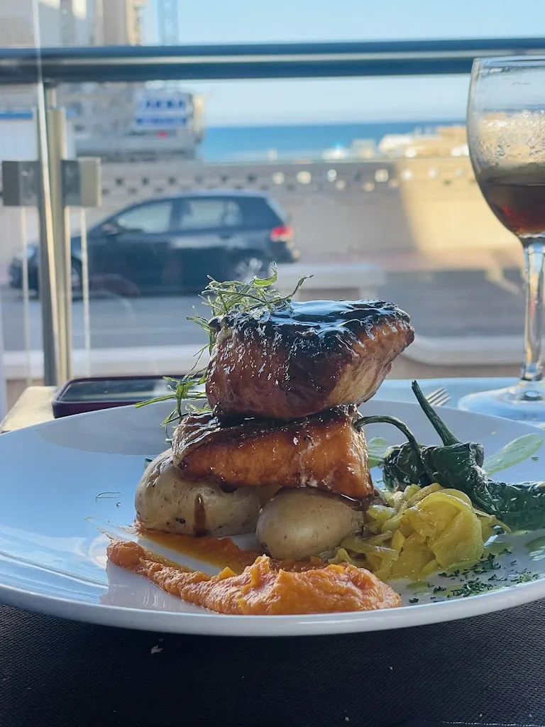 Liam Hicks_Restaurante La Caballeria_Guardamar del Segura_recensione