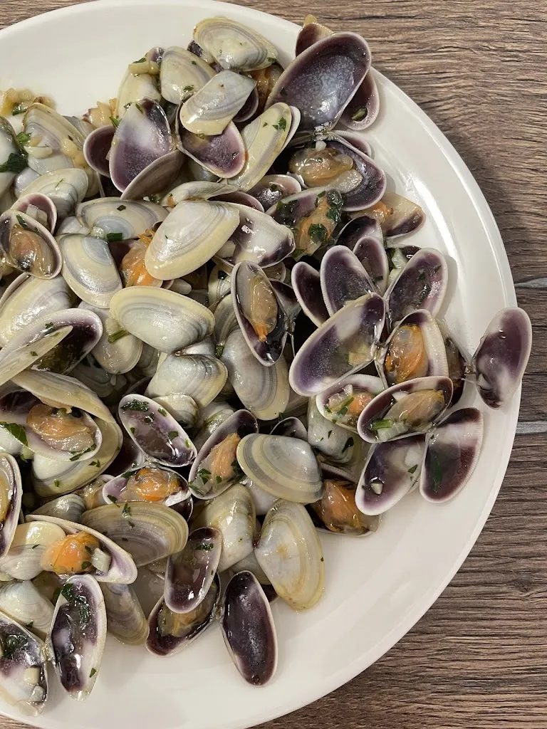 Elisenda Caam_Restaurant Musical Neguri_Castell de Mur_review