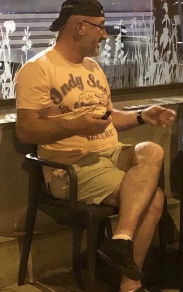 paul hesketh_Llac Negre_Castell de Mur_review