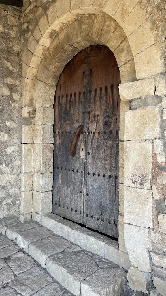 idoia oller_Monestir de Santa Maria de Mur_Castell de Mur_review