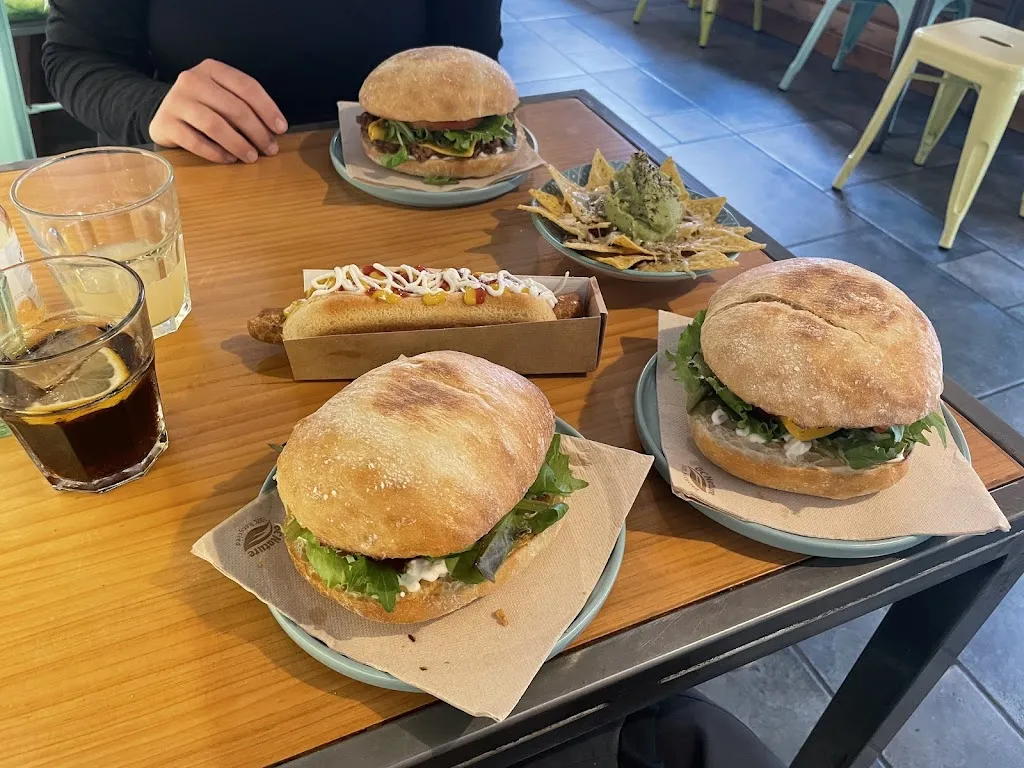 Paul Höber_BERRACO_Castell de Mur_review