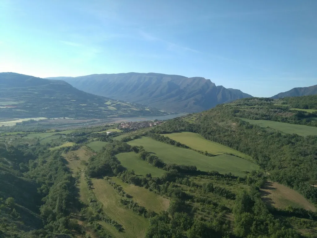 Conxi Rodriguez_Ajuntament de Castell de Mur_Castell de Mur_review