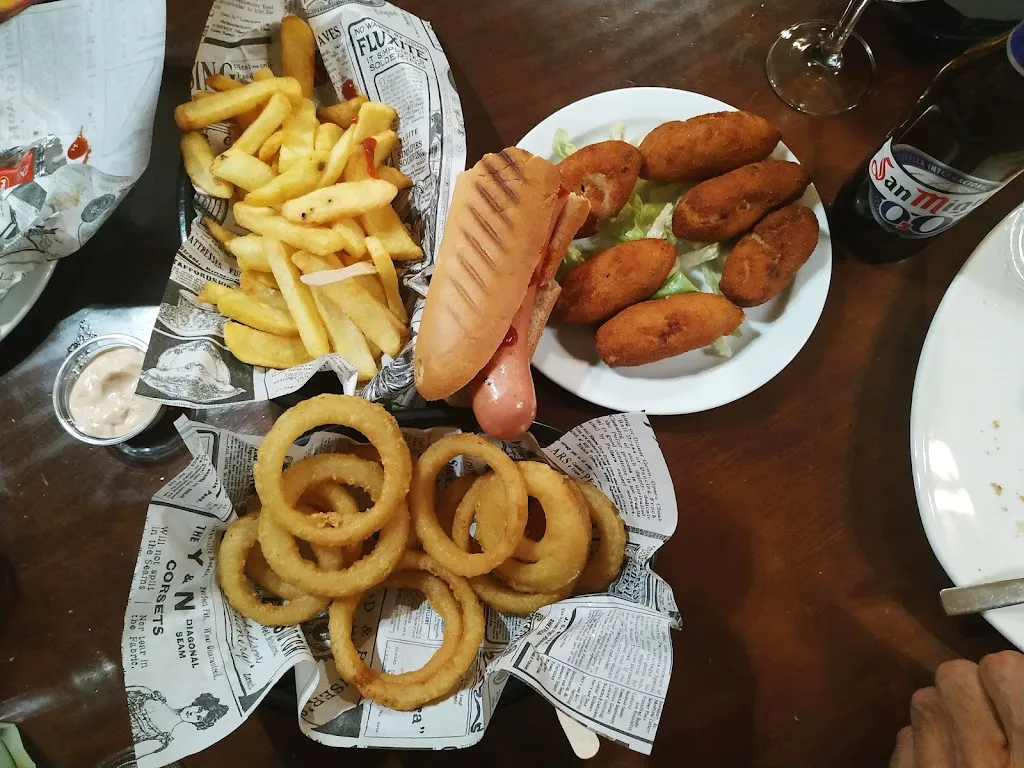 Menu_L'Antigualla Classic bar- Burger, Bocatas, pizzas y platos combinados, tapas en Tremp_Castell de Mur_image_6