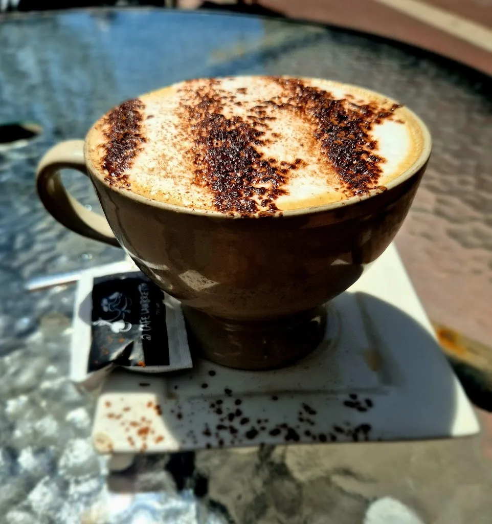 Cristina Dähler_Cafè Lambretto_Castell de Mur_review