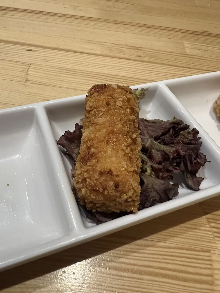 R. Bruce O’Neal_Cafè & Bistro E BO_Espot_review