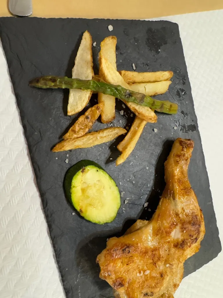 Dmitrii Kovergin_Restaurant Casa Palmira_Espot_review