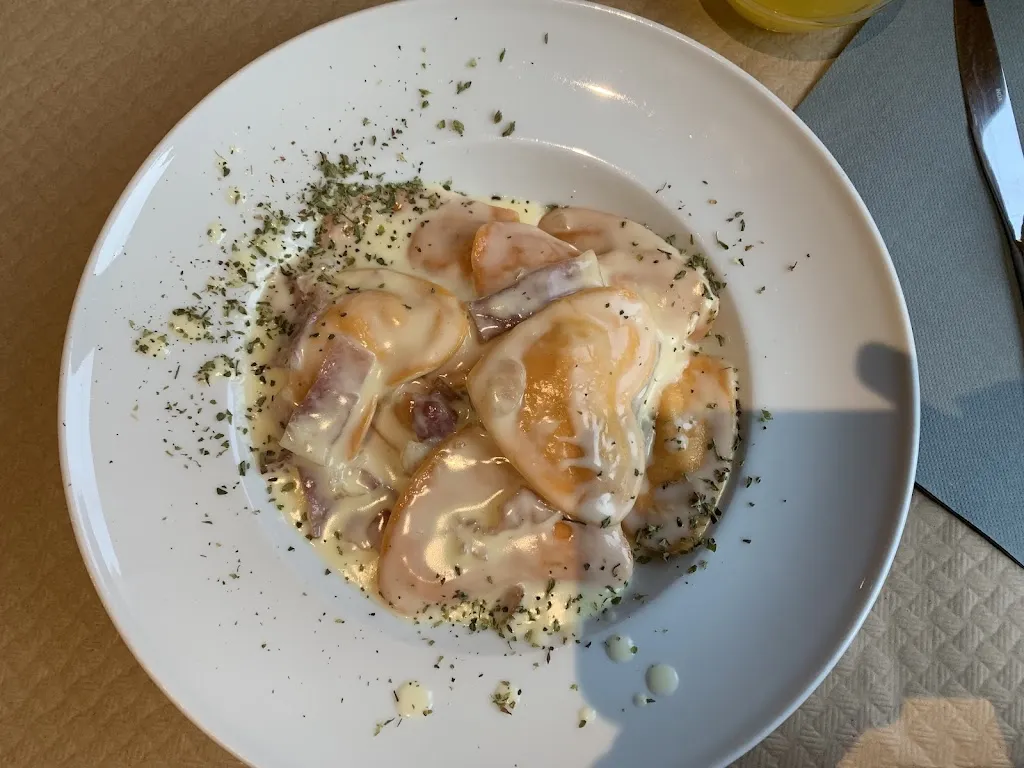 Arjen Hermanns_Pizzeria Al dente_Espot_review