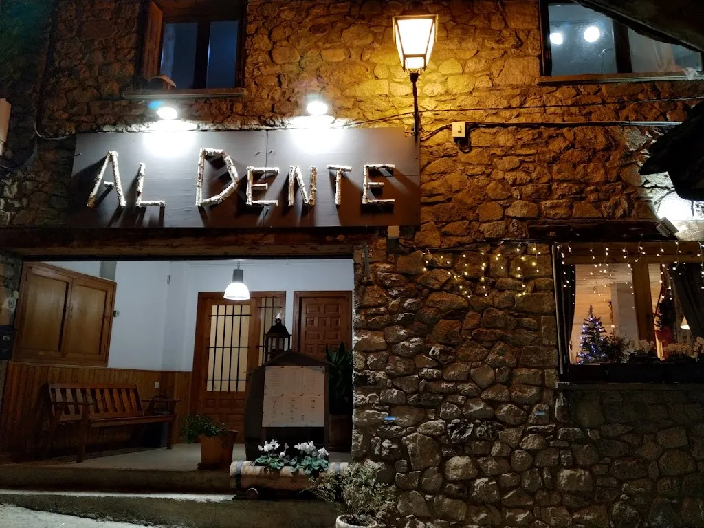 Pizzeria Al dente restaurant in Espot
