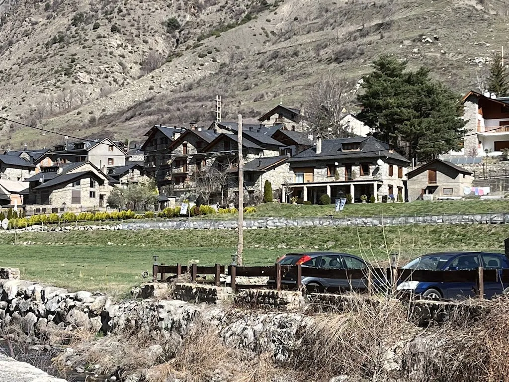 Sapastre Pub_Espot_slider_image_3