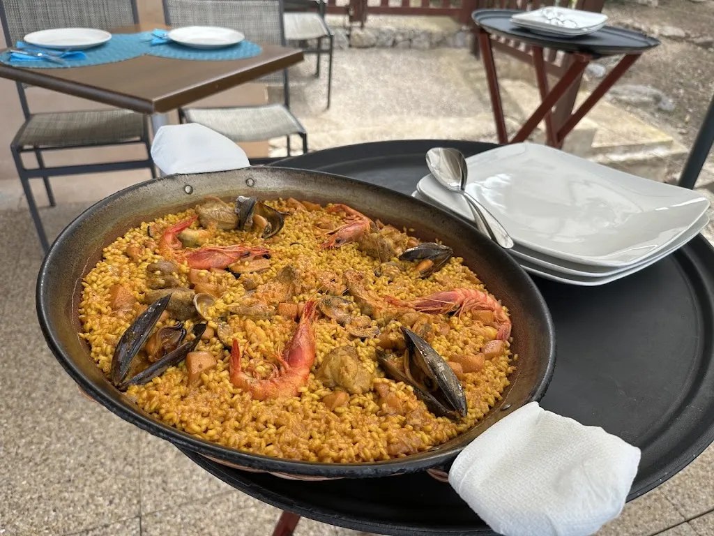 Mocanu Mihail_._Foradada_review