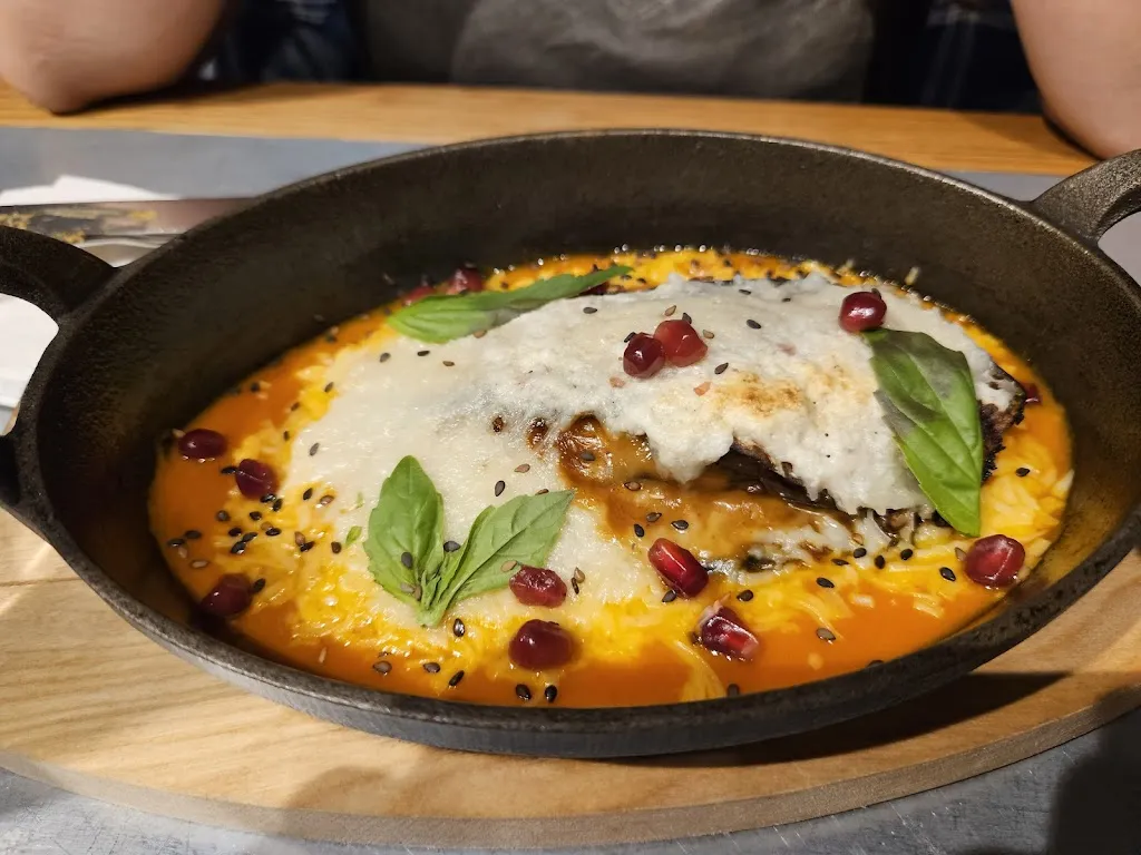 André Hociko_Teresa Carles_Fulleda_review