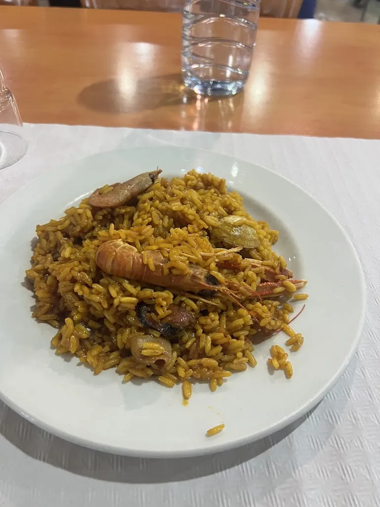 Alberto GomSarr_Casa Nostra_Fondarella_review