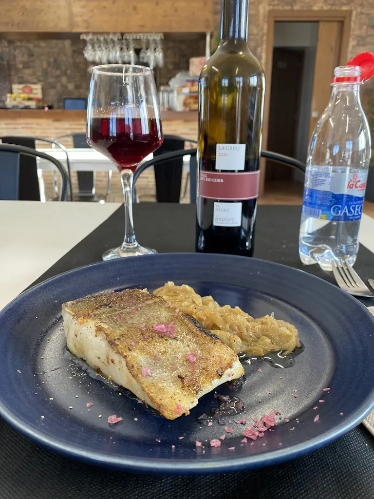Adria Rodriguez_L'enredat Bar Restaurant_Fondarella_review