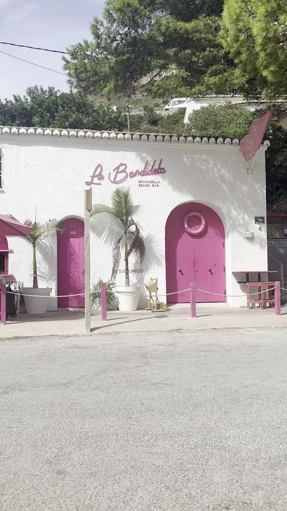 Alexa's Workspaces_La Bandideta_Granadella La_review