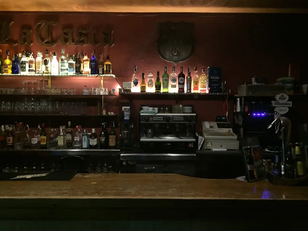 BAR LA TASCA_Gimenells i el Pla de la Font_slider_image_3