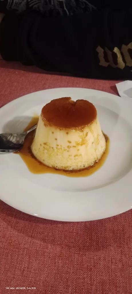 Fenando Blanco Sanfelice_Masia el pujol_Guixers_review