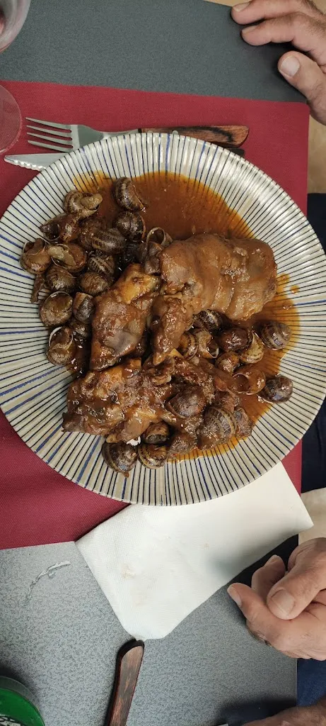 Felip Estorach_ASADOR RESTAURANT 2MIL9_Maials_review