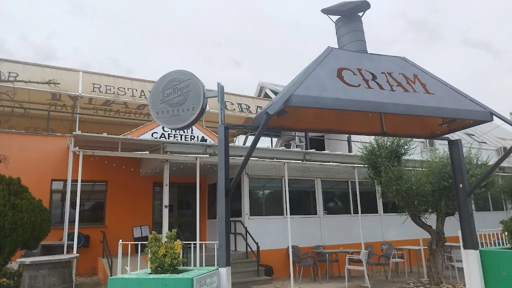 CRAM RESTAURANT restaurant in Maials