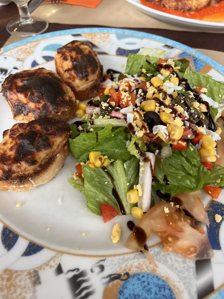 R. Bruce O’Neal_Restaurant Rosaleda_Montellà i Martinet_review