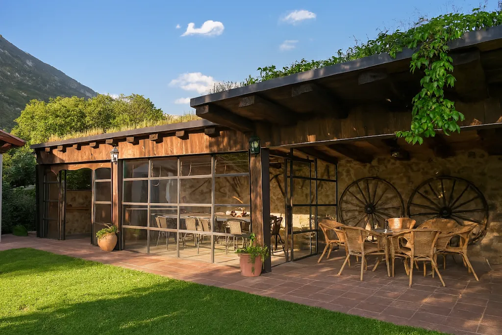 Turisme Rural Cal Mateu d'Odèn_Odèn_slider_image_1