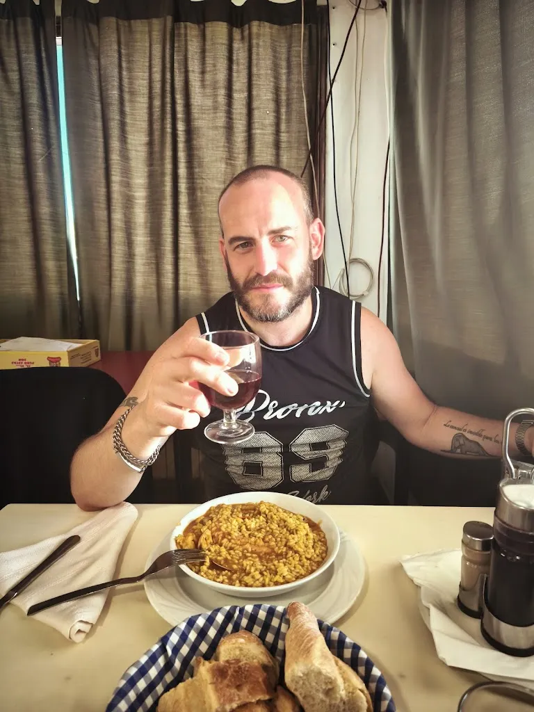 Carlos Liñán Torres_Restaurant l'Eix_Oluges Les_review