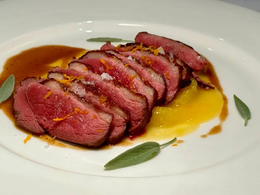 Restaurante TAPIES_Montferrer i Castellbò_slider_image_2