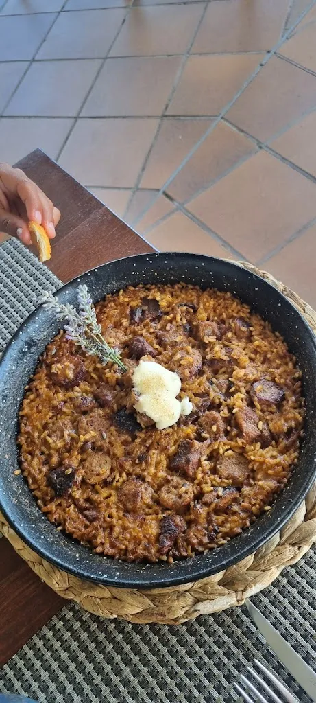 Menu_Aravell Restaurant_Montferrer i Castellbò_image_2