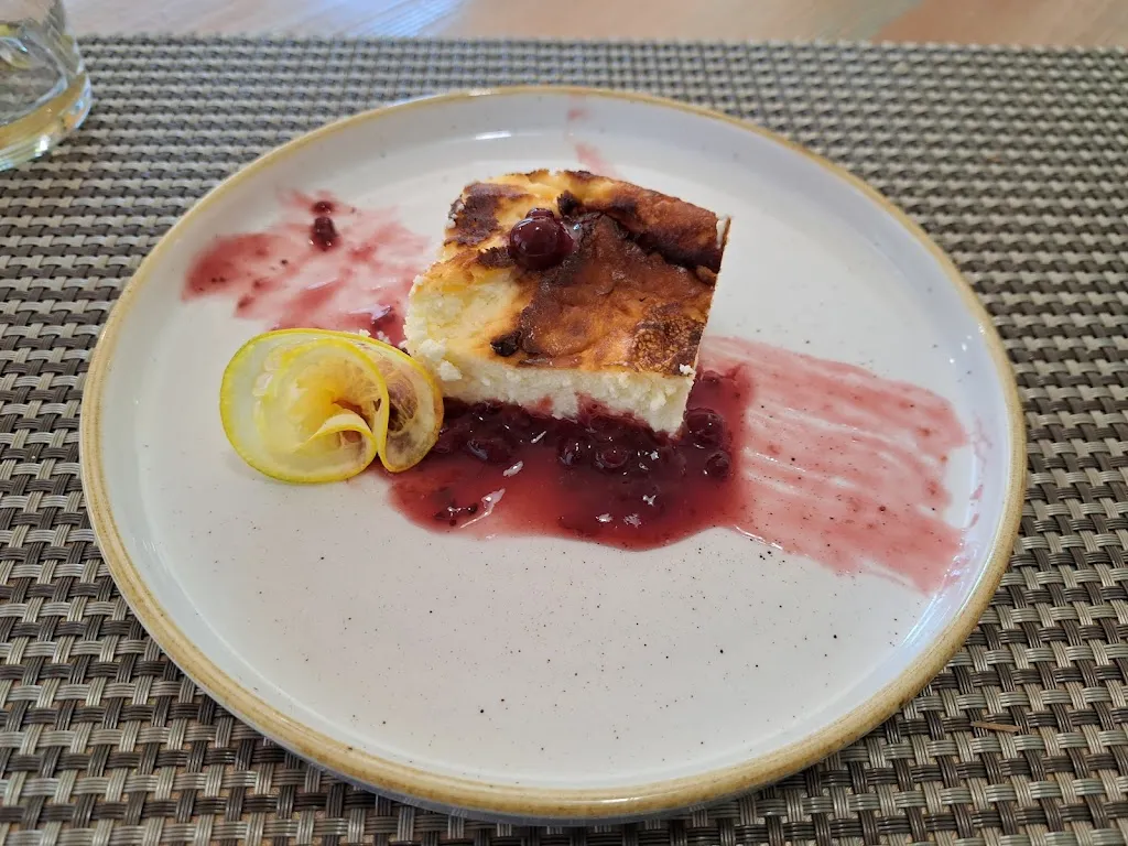 Menu_Aravell Restaurant_Montferrer i Castellbò_image_3