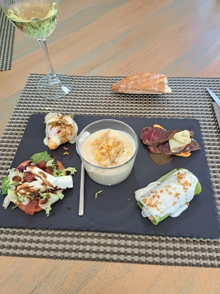 Menu_Aravell Restaurant_Montferrer i Castellbò_image_6