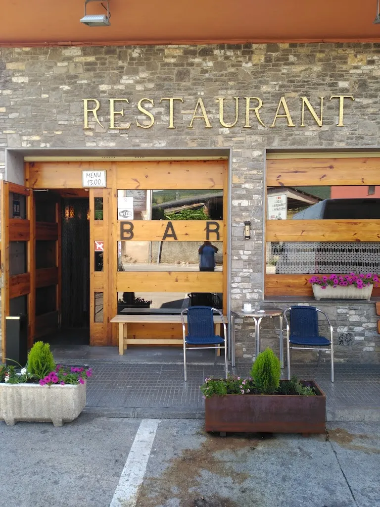 Restaurant l'Estanc_Montferrer i Castellbò_slider_image_1