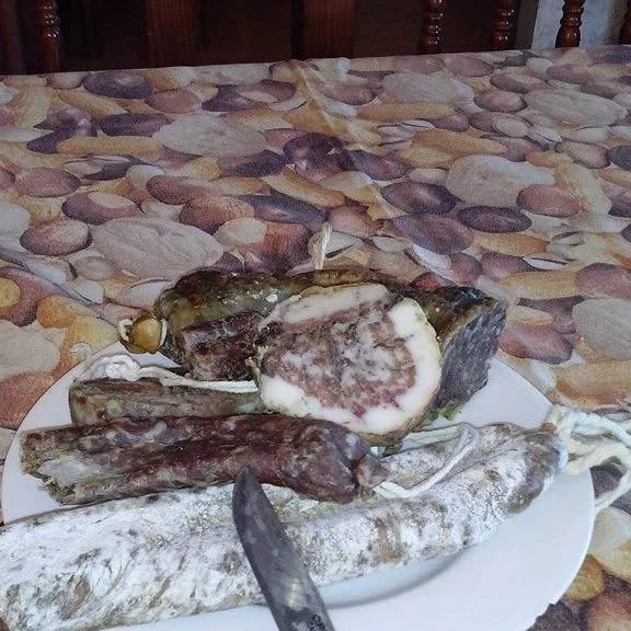 Pilà Motlló_Cal Titarró_Montferrer i Castellbò_review