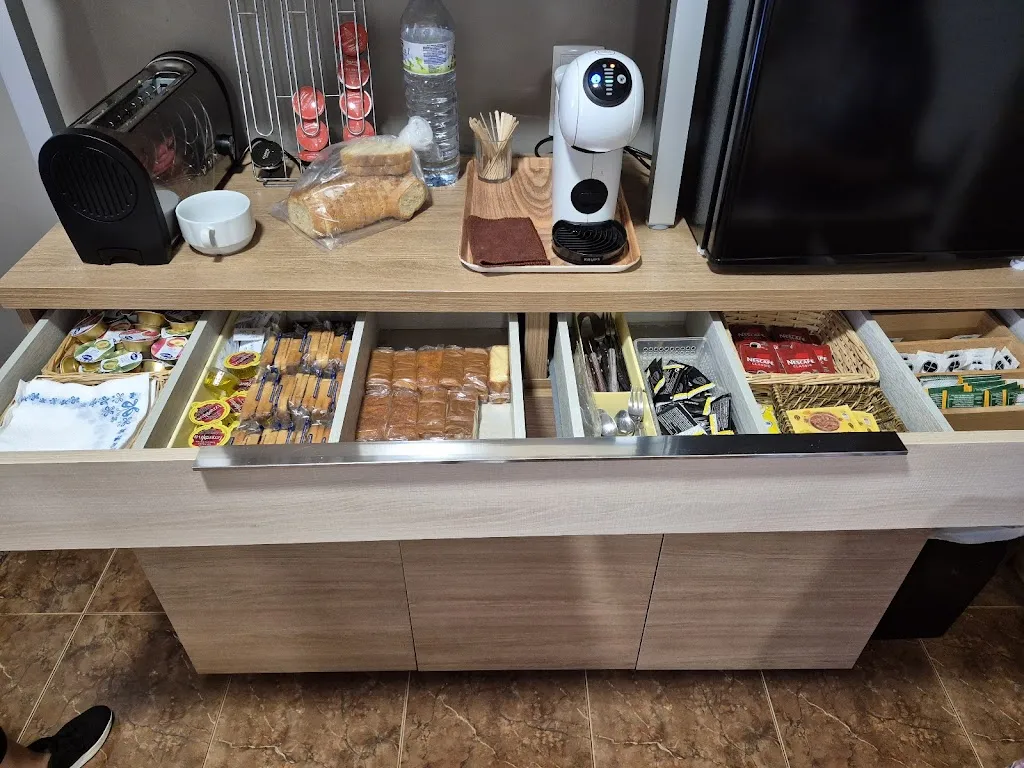 Manuel Melching_Pensió Els Amolls_Omells de na Gaia Els_review