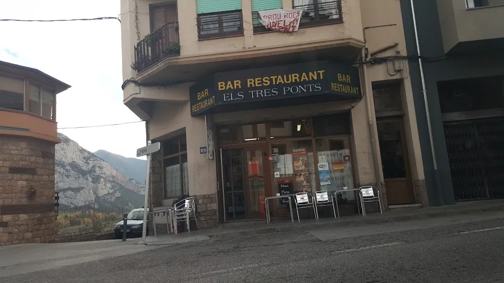 Restaurant Tres Ponts restaurant in Organyà