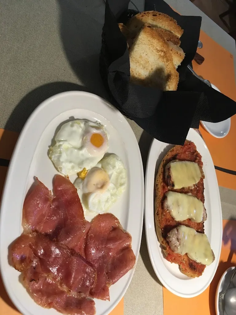 James Lefevre_Restaurant Cal Jesús_Organyà_review