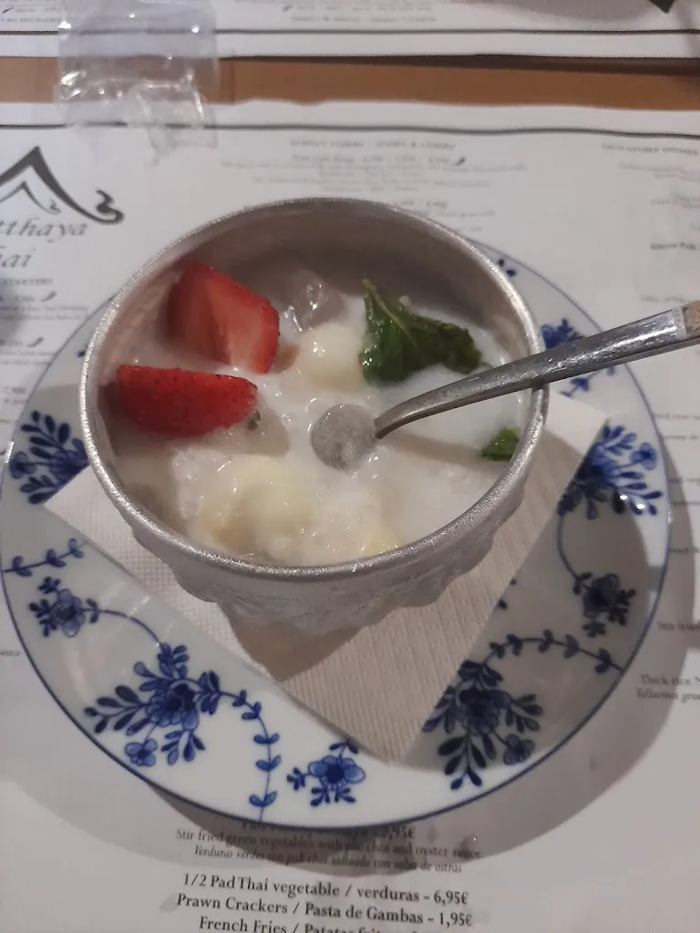 P Hall_AYUTTHAYA THAI_Guardamar del Segura_review