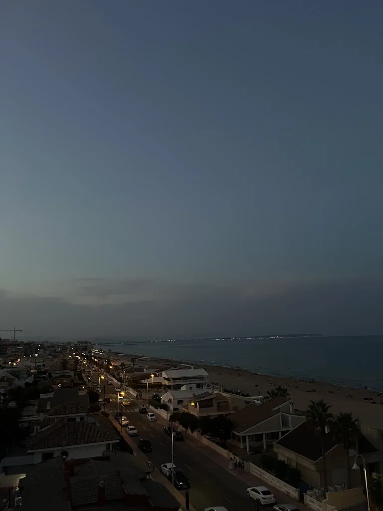 Elline Wood_Sky Bar_Guardamar del Segura_recensione