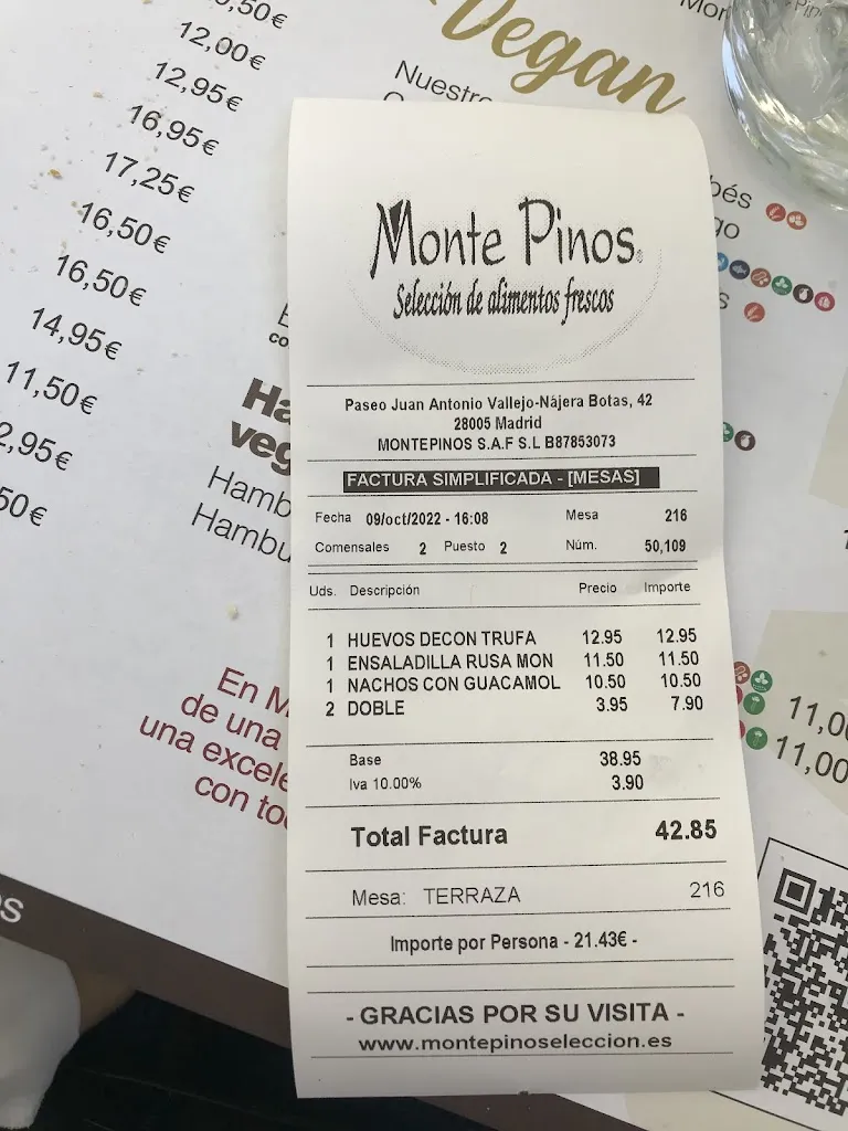 Miriam G Q_Cafetería Restaurante Montepinos_Pinós_review