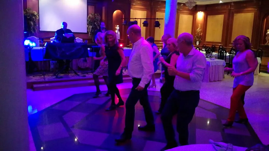 Los 5 Pinos_Pinós_slider_image_2