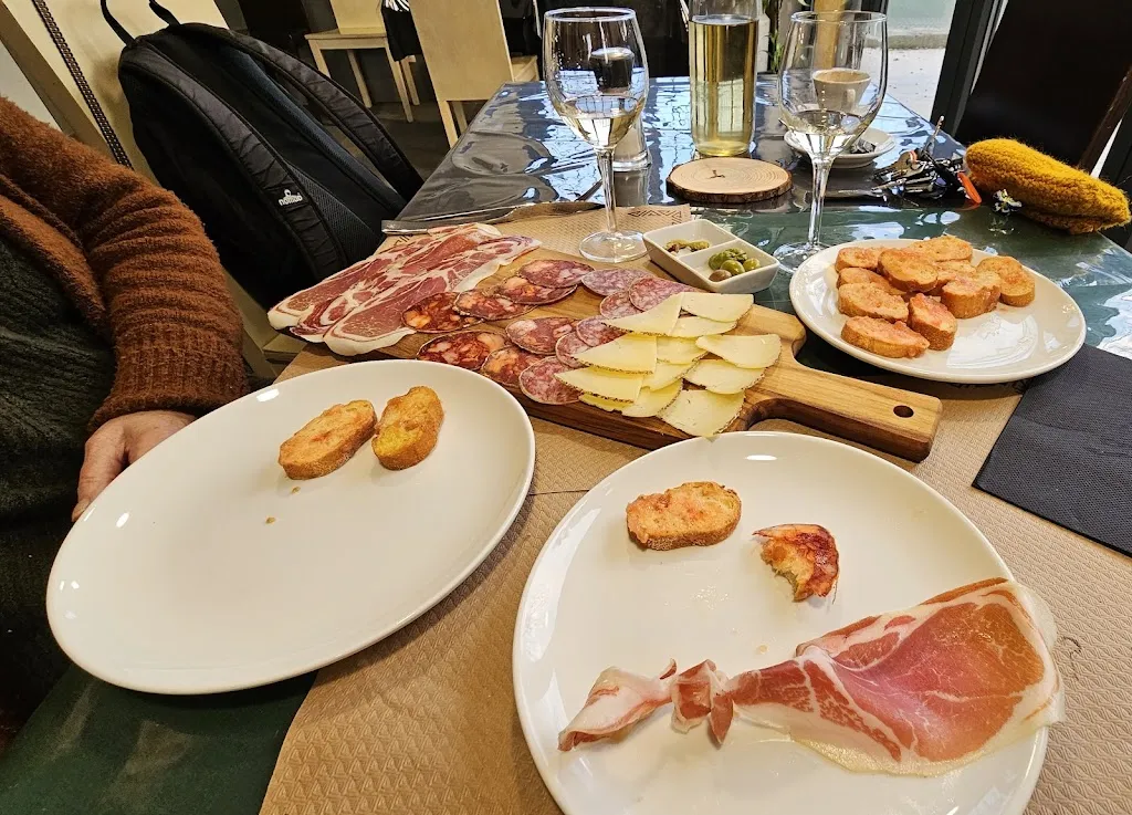 BAR RESTAURANT LA BRASA DE LA LLENA_Pobla de Cérvoles La_slider_image_2