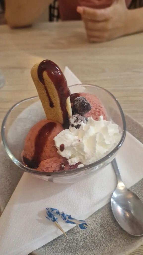 Lourdes Muñiz_La Tablita_Boiro_review