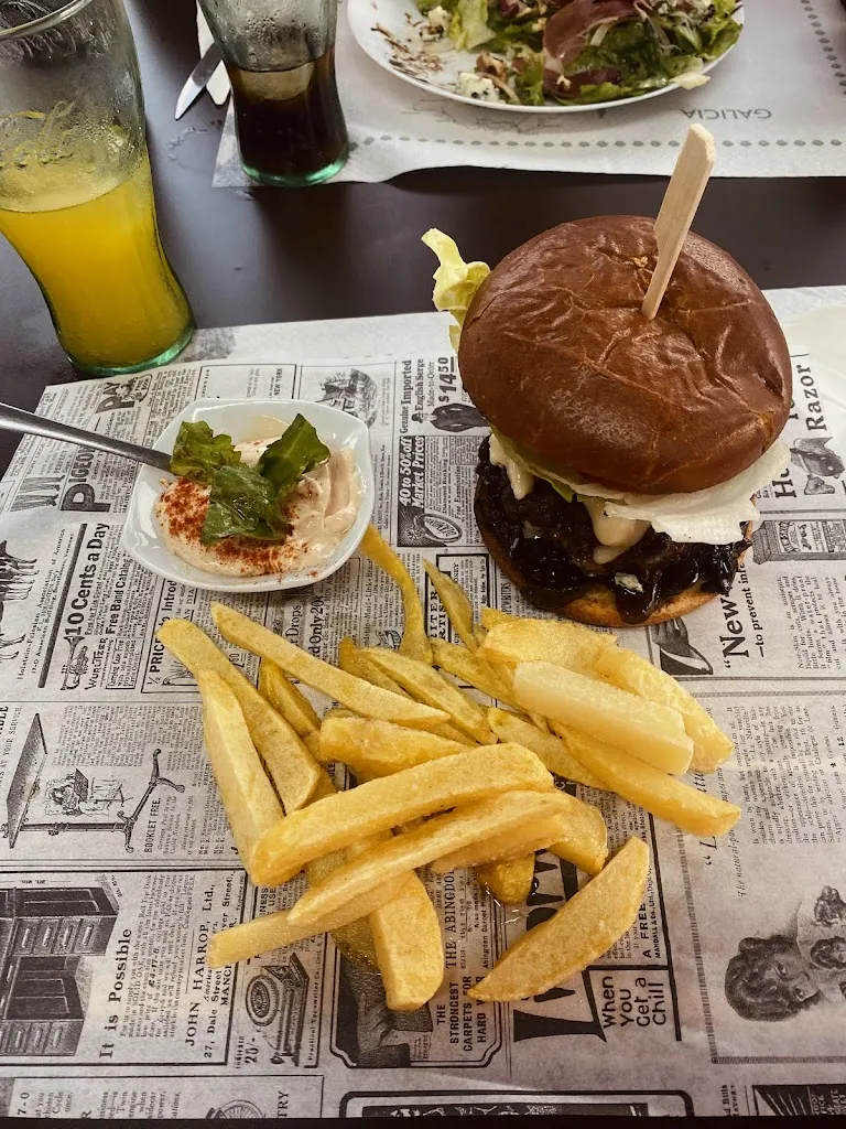 Sheila Silva Pazos_La Tablita_Boiro_review