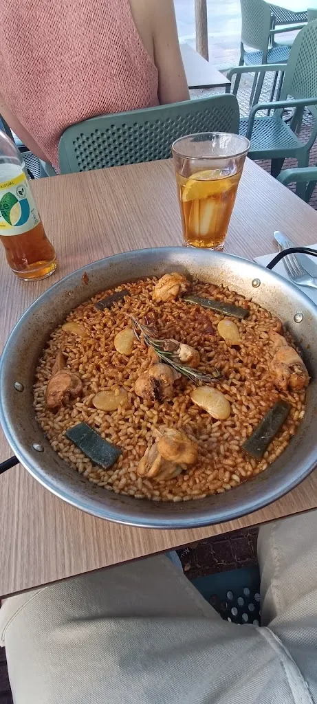 Tunahan Turan_Paellitas Tradición | Arrocería en Madrid_Portella La_review